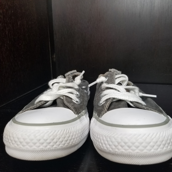 Converse Chuck Taylor Shorline Slip On Sneakers - Picture 2 of 5